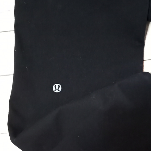 Lululemon pant wider leg - Picture 2 of 6